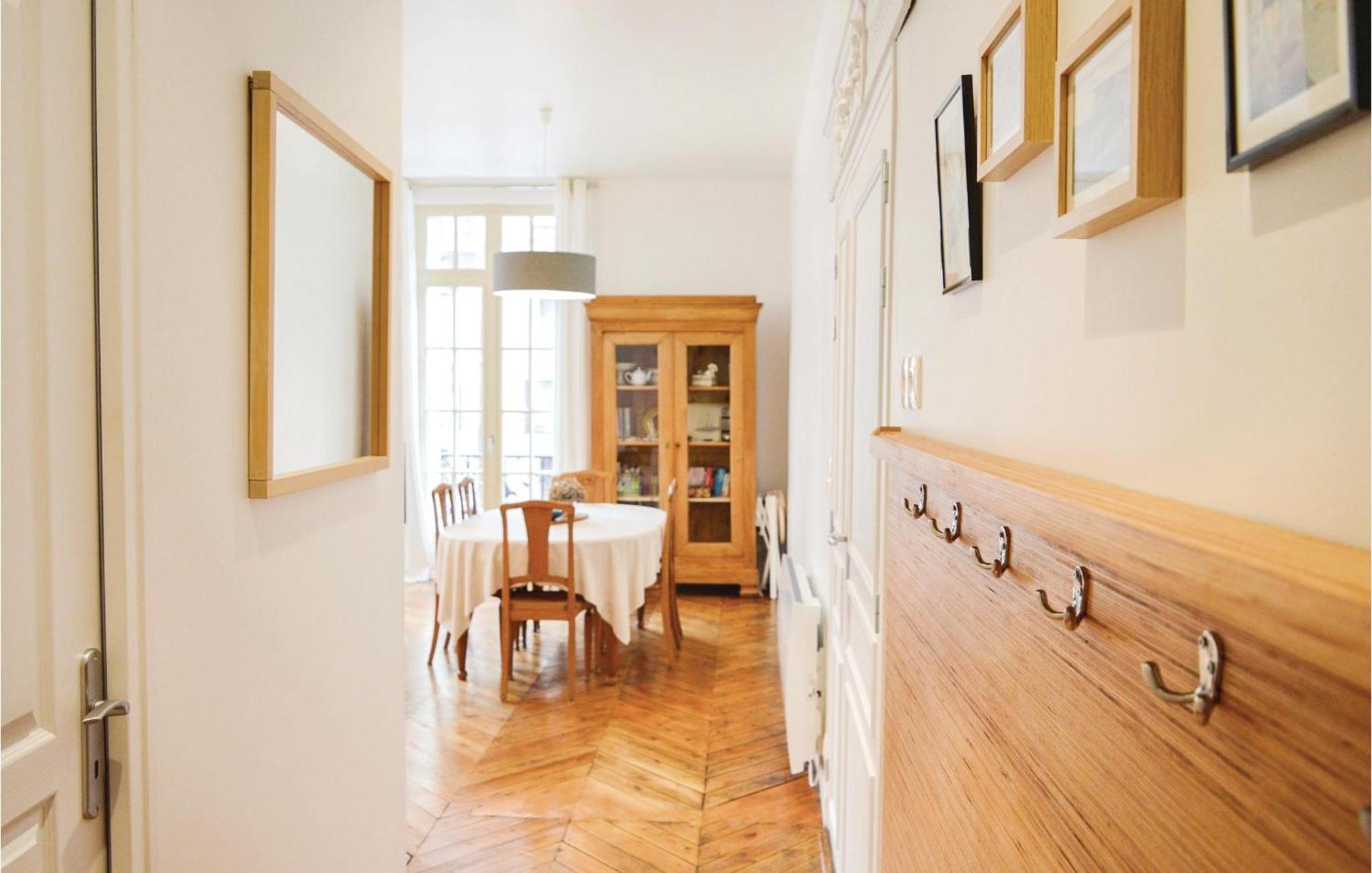 2 Bedroom Awesome Apartment In Mers-Les-Bains Eksteriør bilde