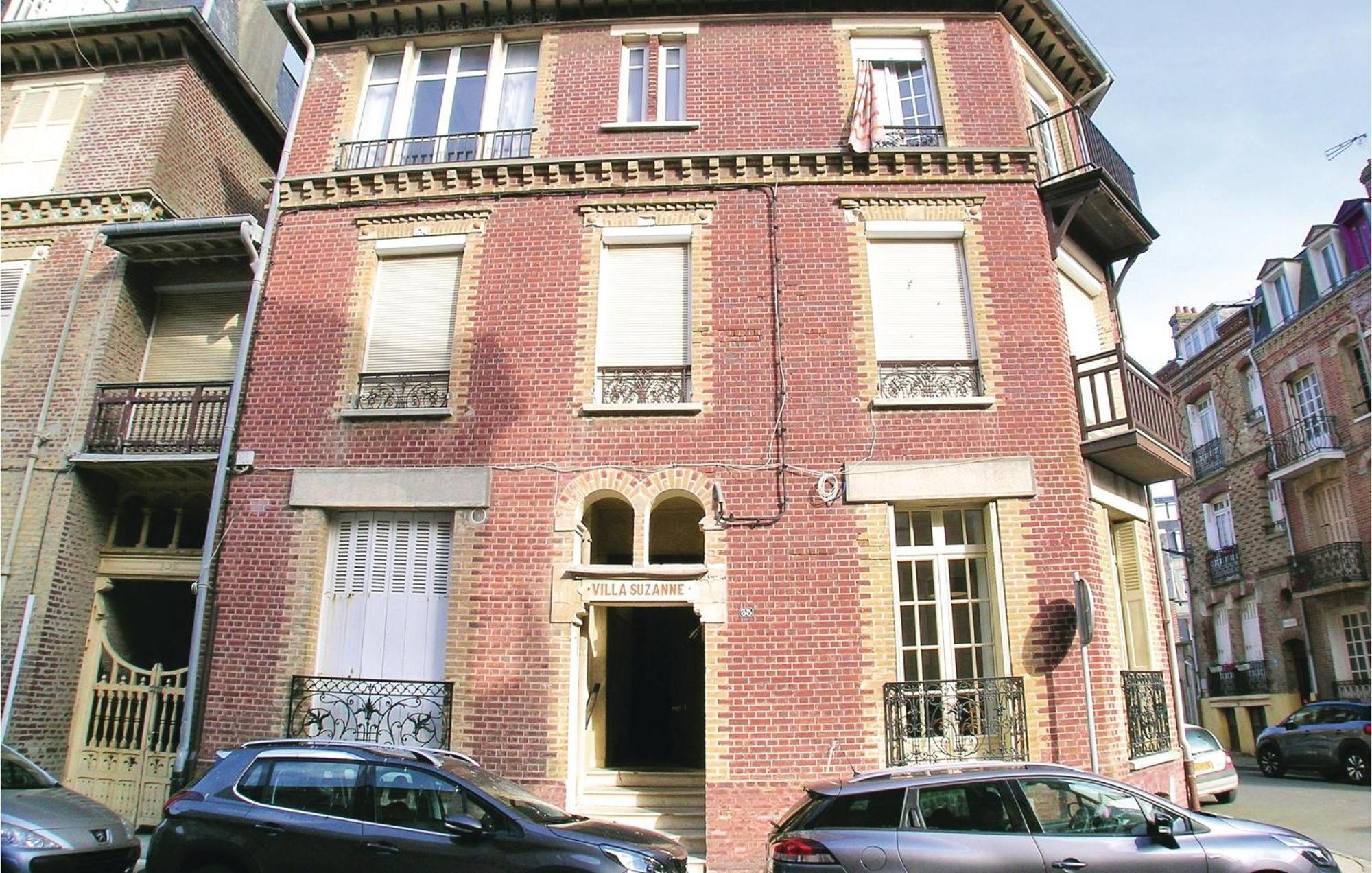 2 Bedroom Awesome Apartment In Mers-Les-Bains Eksteriør bilde